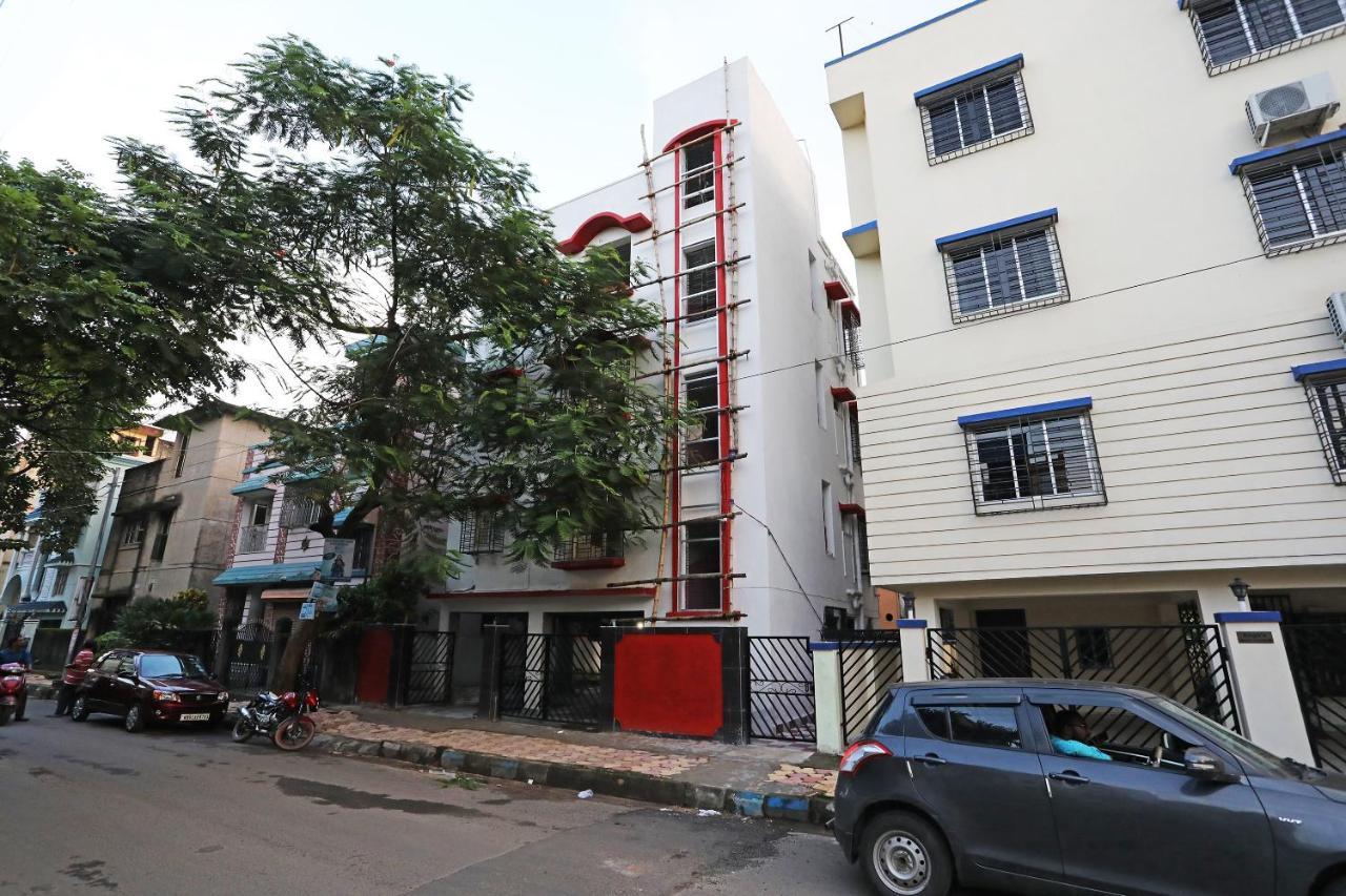Oyo 17187 Urban Casa Otel Kalküta Dış mekan fotoğraf
