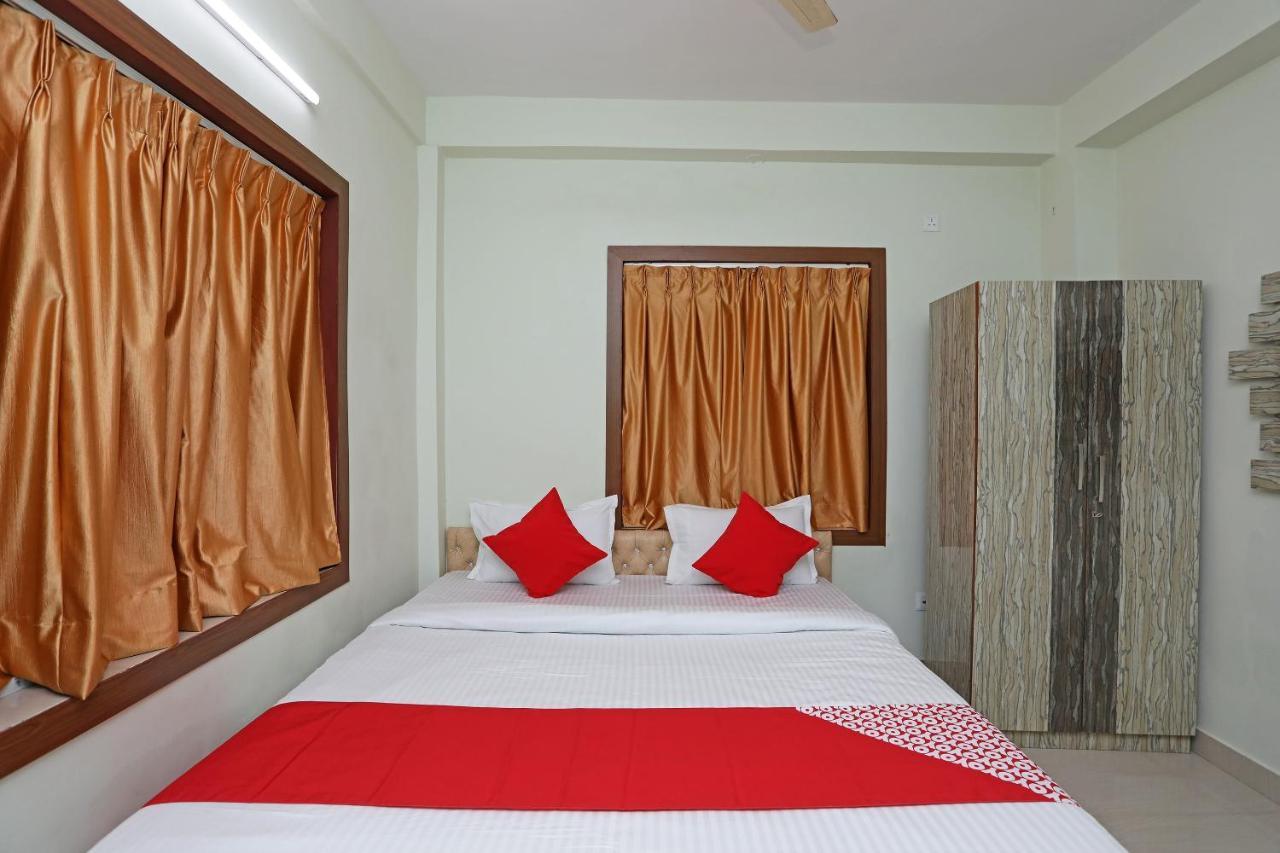 Oyo 17187 Urban Casa Otel Kalküta Dış mekan fotoğraf
