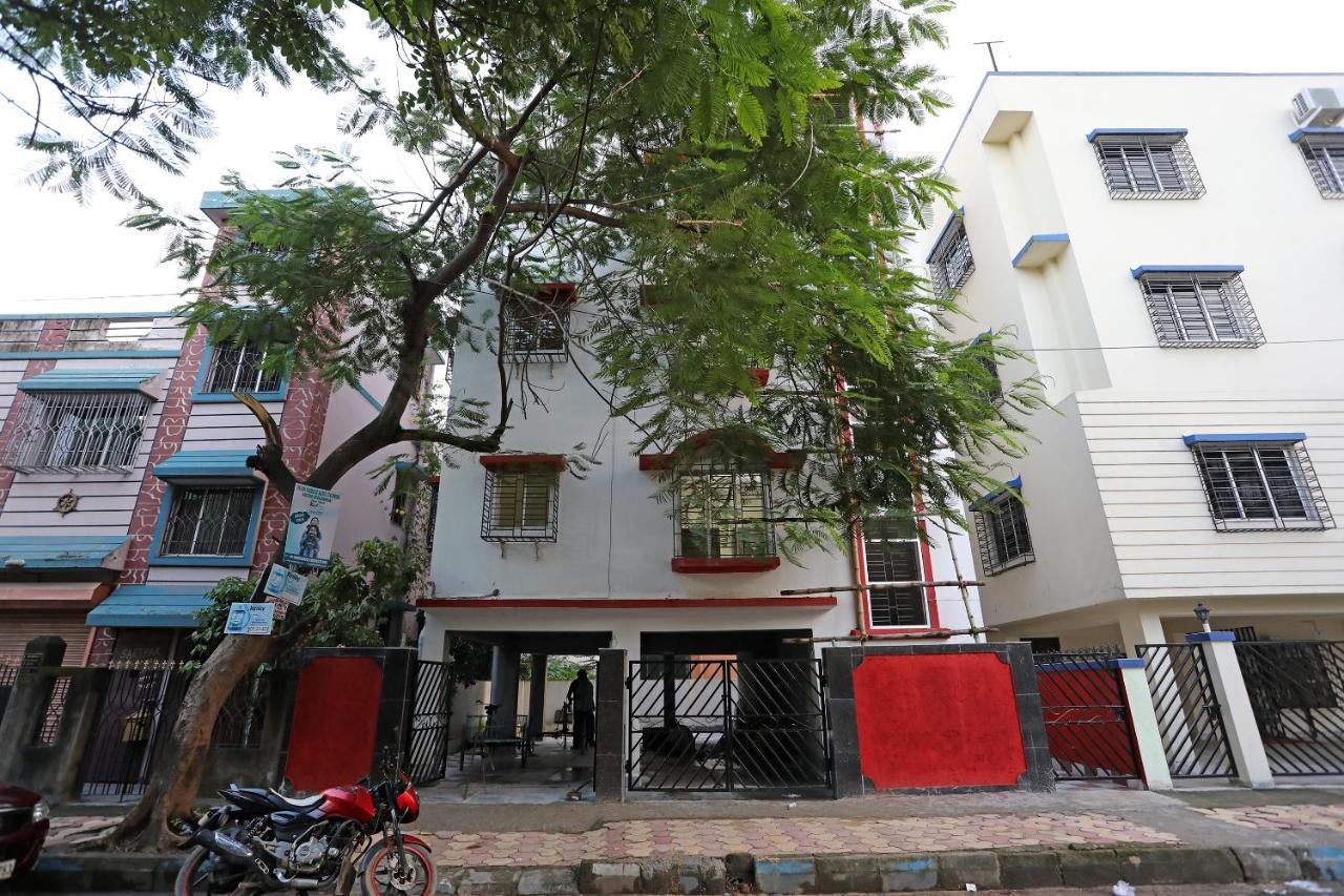 Oyo 17187 Urban Casa Otel Kalküta Dış mekan fotoğraf
